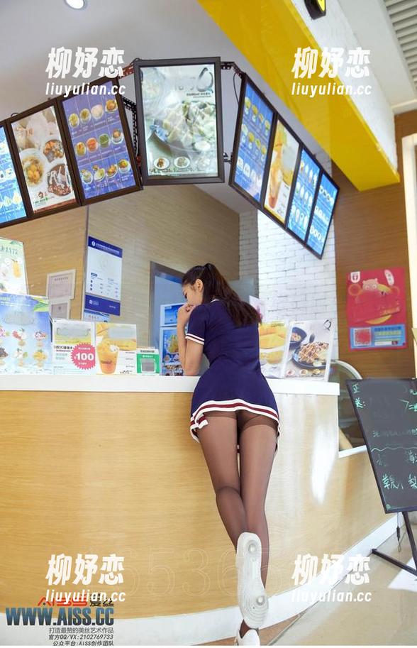 爱丝定制写真：打破常规的维修时刻，等你来体验！