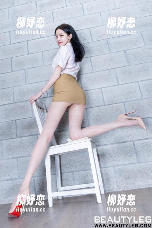 Beautyleg-Ashely Beautyleg - 浴室里的Ashely:高清合集让你眼前一亮!