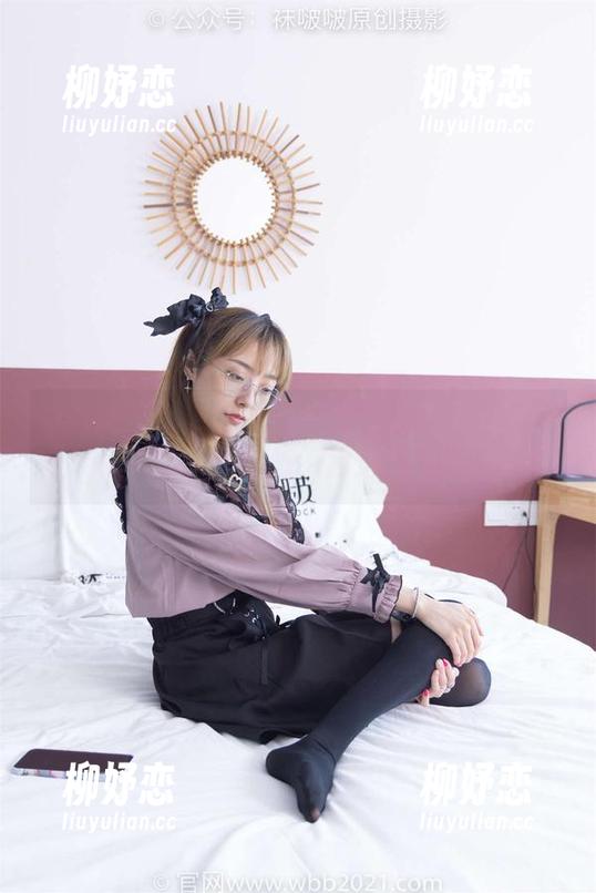 BoBoSocks袜啵啵-奶油 BoBoSocks袜啵啵 - 奶油的写真图包带来了新的cos服灵感,我居然也想试试!