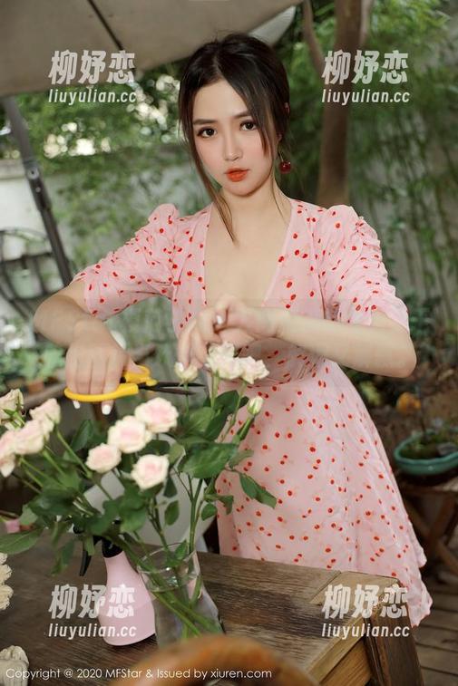 MFStar模范学院 - 人间荒糖的夏天：干脆把图片当饮料来喝吧，解渴又解腻。