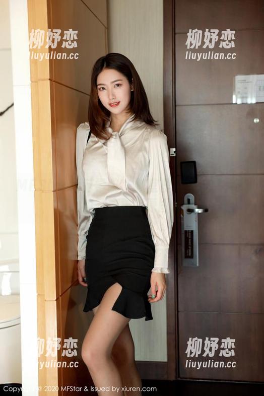 MFStar模范学院 - 教室里的叛逆：大美妞儿的写真集，原图满分！
