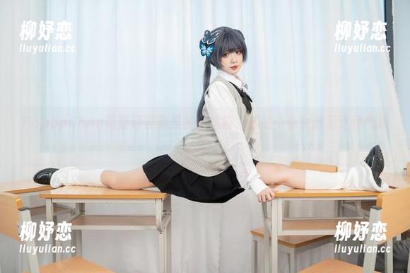 PoppaChan最新写真集里的伊丝塔，都说小仙女就是这种气质！