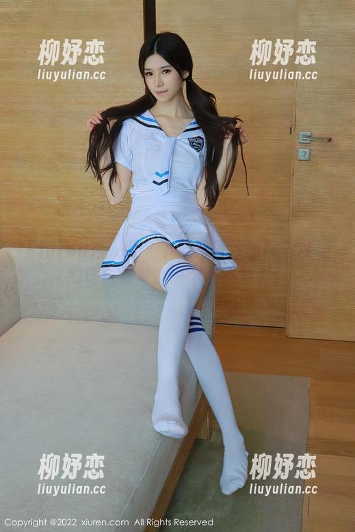Xiuren秀人网 - 下载周慕汐的黑白写真的理由清单，一个都不重要！