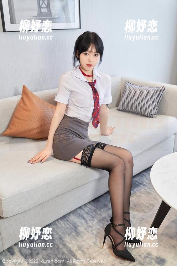 Xiuren秀人网 - 花嫁秀，高清原图直击小逗逗的每一个细节，这姿态……