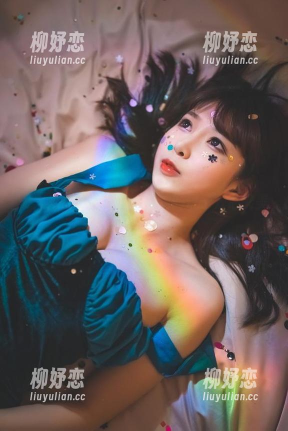 w黑米粥w全集！穿旗袍的日子开心又美丽，快来下载！