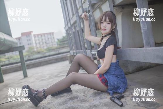 yoko夏宅荣光！最新图包死库水，每一滴水都恰到好处，瞬间让人流连忘返。