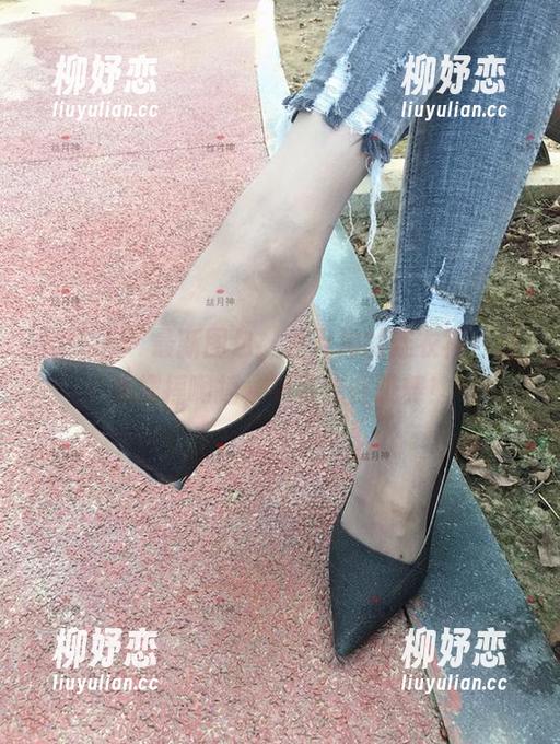 微密圈 - 最新图包，丝月神的连衣裙，这裙摆摇啊摇，简直像在跳舞！