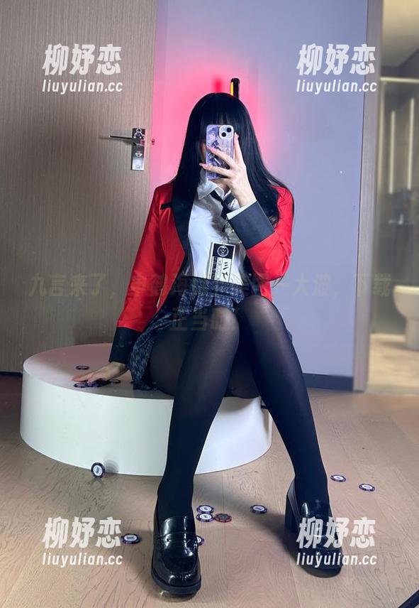 九言来了，申鹤海灯节美图一大波，下载正当时！