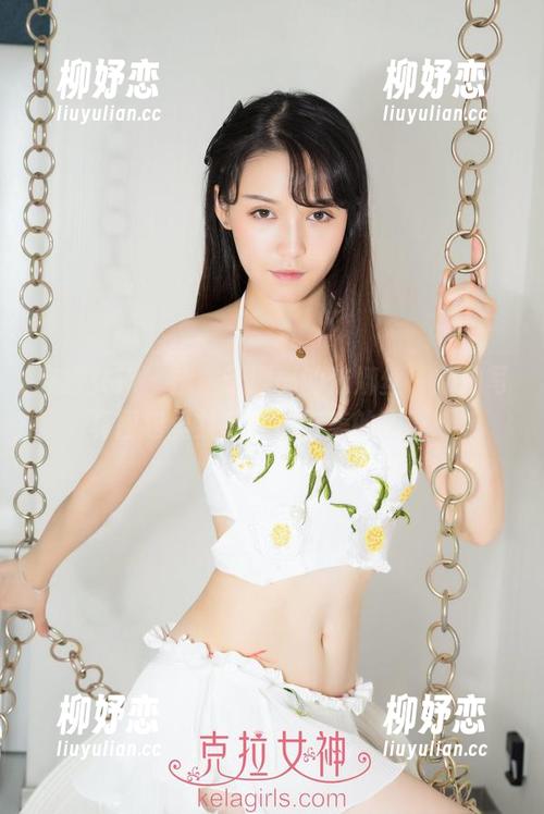 克拉女神 - 执着于漂亮的依娜丝，旅拍写真图包里共享奇遇与美的态度！
