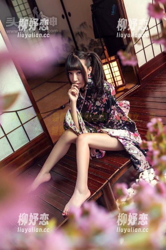 头条女神 - 易阳的美图合集：小仙女，走过路过不要错过！