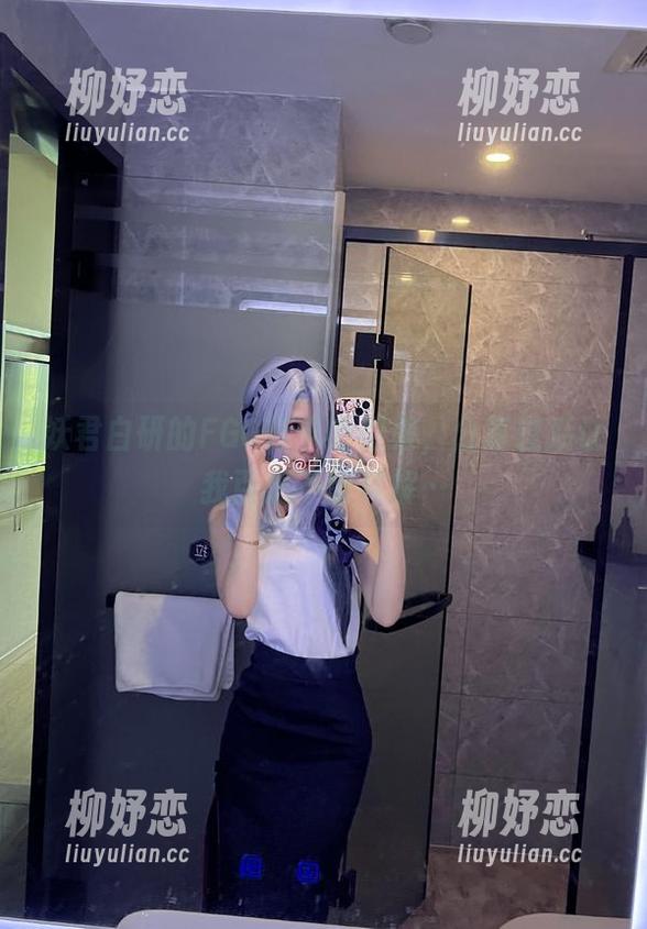 妖君白研的FGO斯卡哈图集，分享过后让我百思不得其解…