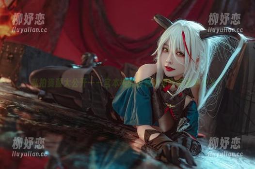 私拍资源大公开——宫本樱的白衬衫里面藏着些什么？