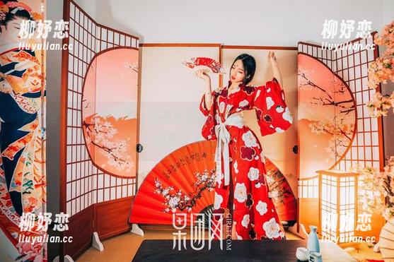 果团网 - 不止是书本，还有陈雅漫的校园合集壁纸，让我们来一场视觉考试吧。
