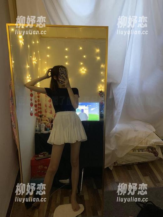 微密圈 - 桃脱了的比基尼写真，为啥她的进击总有种俏皮感？