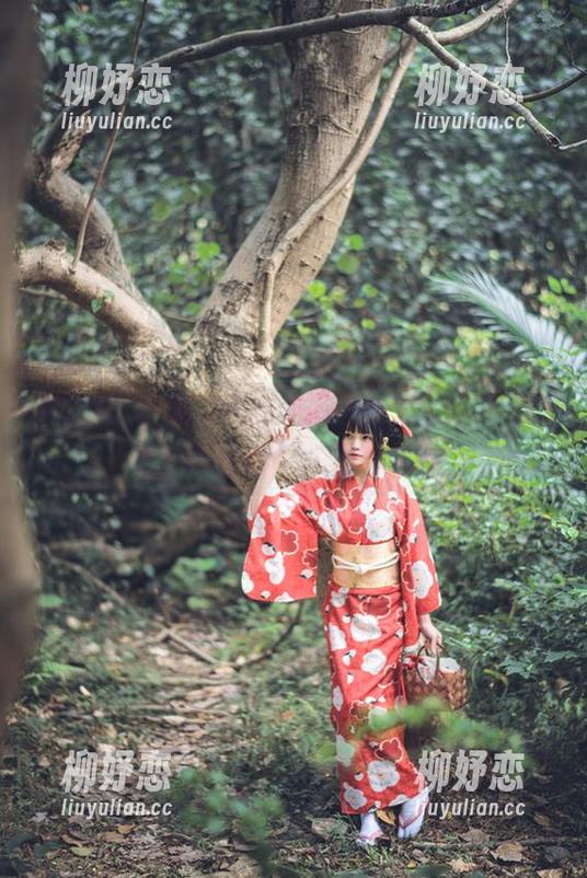 海边的桜桃喵，网盘热销作品：太好拍，以至于我都想下海跟她比了！