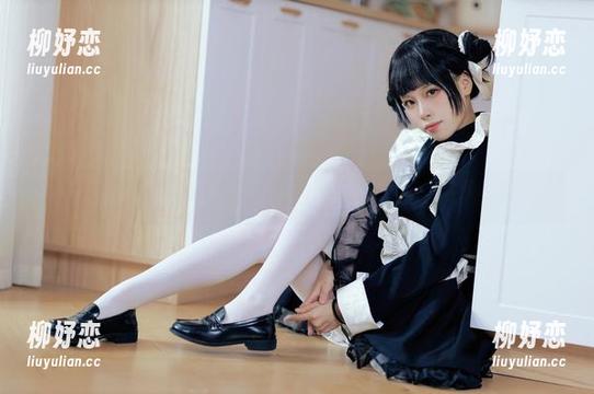 看看洛桑w伊梓的户外cos，从此我可能低调不了，下载就完事了。