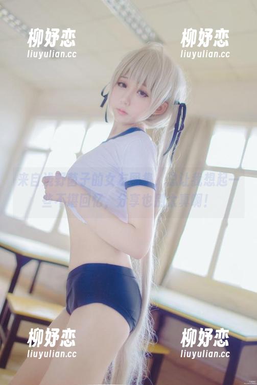 来自浅野菌子的女友图集，总让我想起一些不堪回忆，分享也别太真啊！