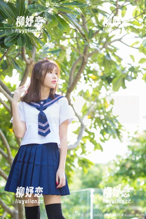 爱蜜社 - 丝袜合集：张思允，你是打算用这套图征服多少双眼睛？