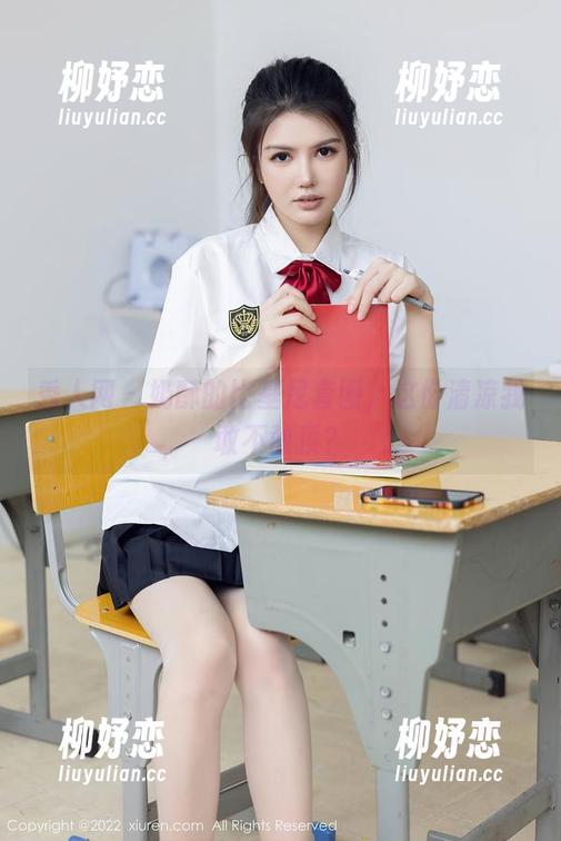 秀人网 - 奶酥的比基尼套图，这份清凉我敢不敢顶？