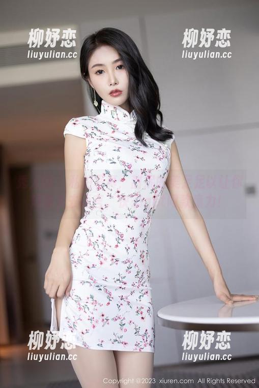 秀人网 - 私拍写真：甜妮的美足足以让你短暂失去语言，快来get同款魔力！