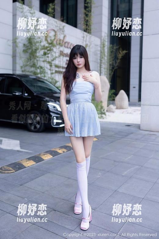 秀人网 - 葛征Model的蕾丝图包里，许多看似简单的元素却在撩拨我的好奇心，困惑又想继续。
