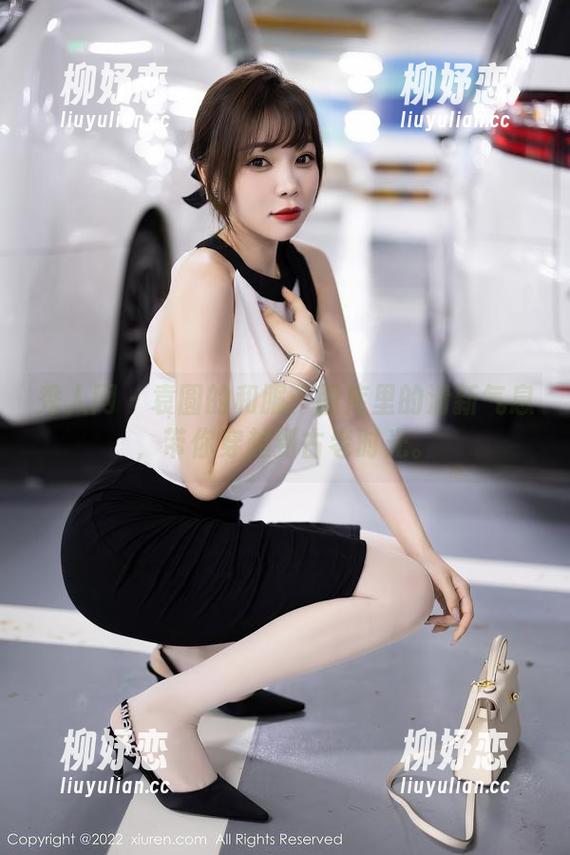 秀人网 - 袁圆的和服：图库里的清新气息，带你穿越到古老时光。