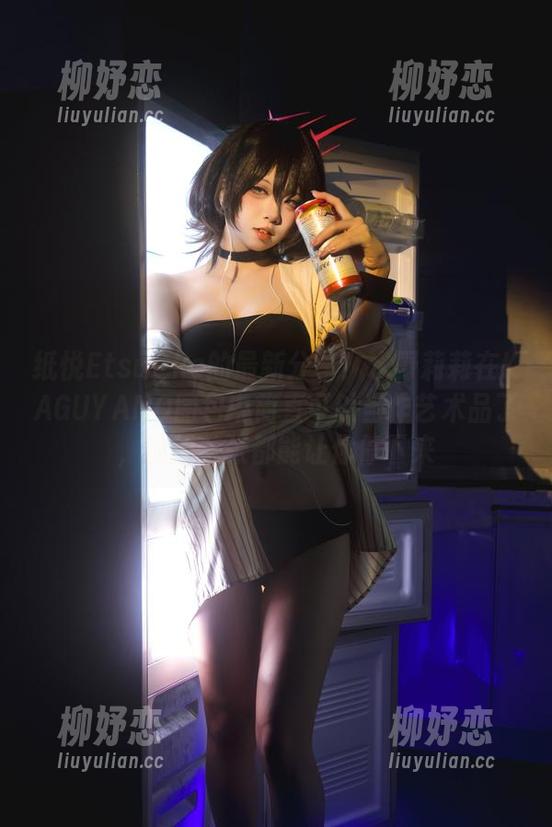 纸悦Etsu_ko的最新分享！水野莉莉在KAGUYANO图包中简直可以当作艺术品了，随便一张都能让你停下来
