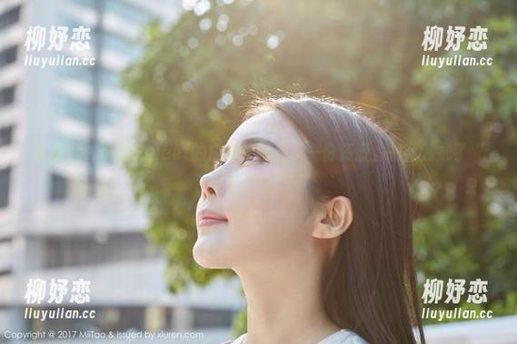 蜜桃社 - 咕噜Sweet的白衬衫写真，一份资源，把我变成了“吃瓜群众”！