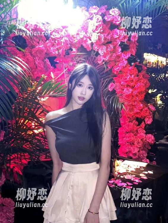 微密圈 - 新年快乐，别懒惰哦！轩子巨二兔带来又一波美图合集