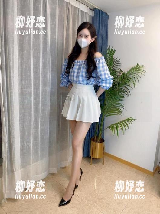 微密圈 - 软妹小九九的瑜伽套图：个个伸展如厕嗨！