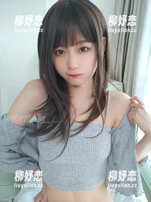 当全套碰上迷之呆梨：2024年fantia逆天的作品是哪一嘴？